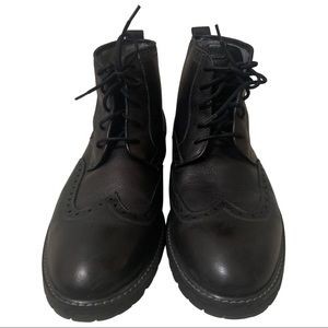 Florsheim Men’s Black Leather Tumblr Gaffney Wingtip Boots-13